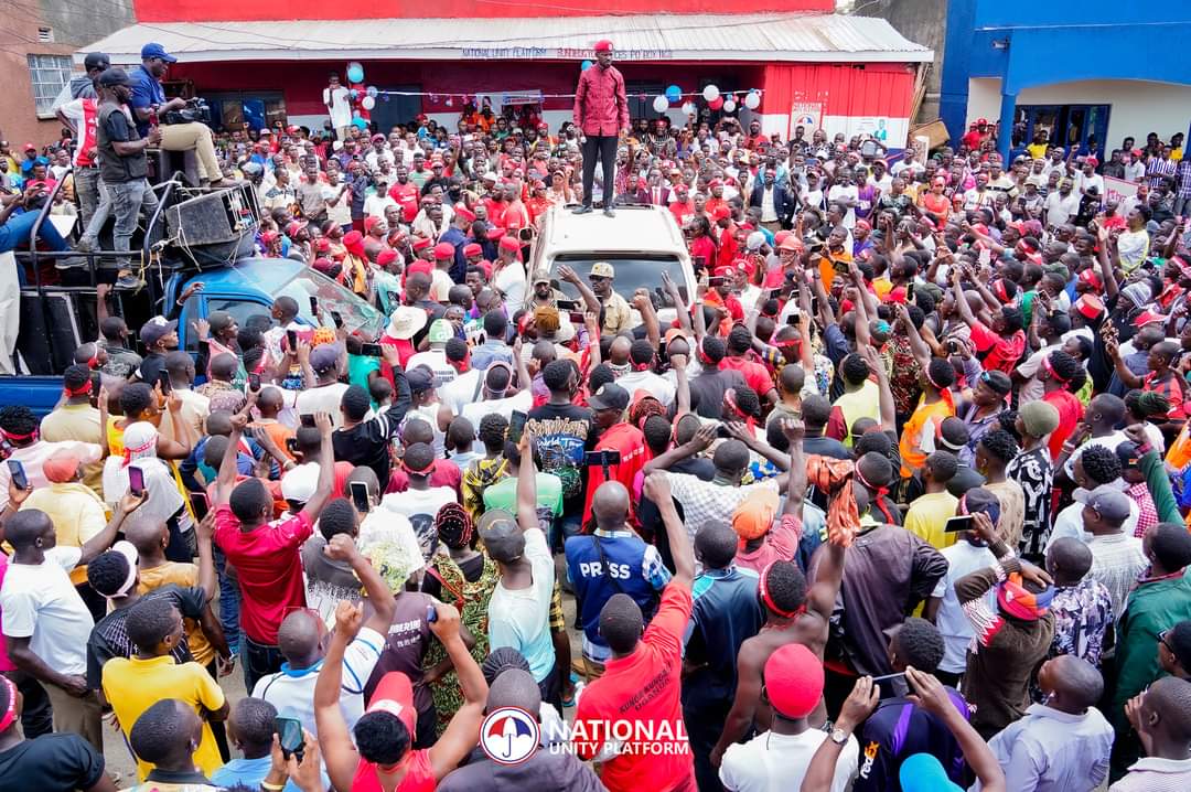 Robert Kyagulanyi addresses supporters outside NUP office in Bundibugyo after authorities blocked scheduled venues and radio announcements during the NUPNationWideTour.